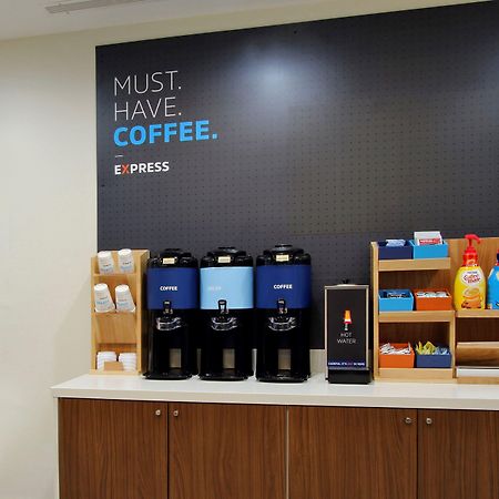 Holiday Inn Express & Suites Clovis Fresno Area By Ihg Dış mekan fotoğraf