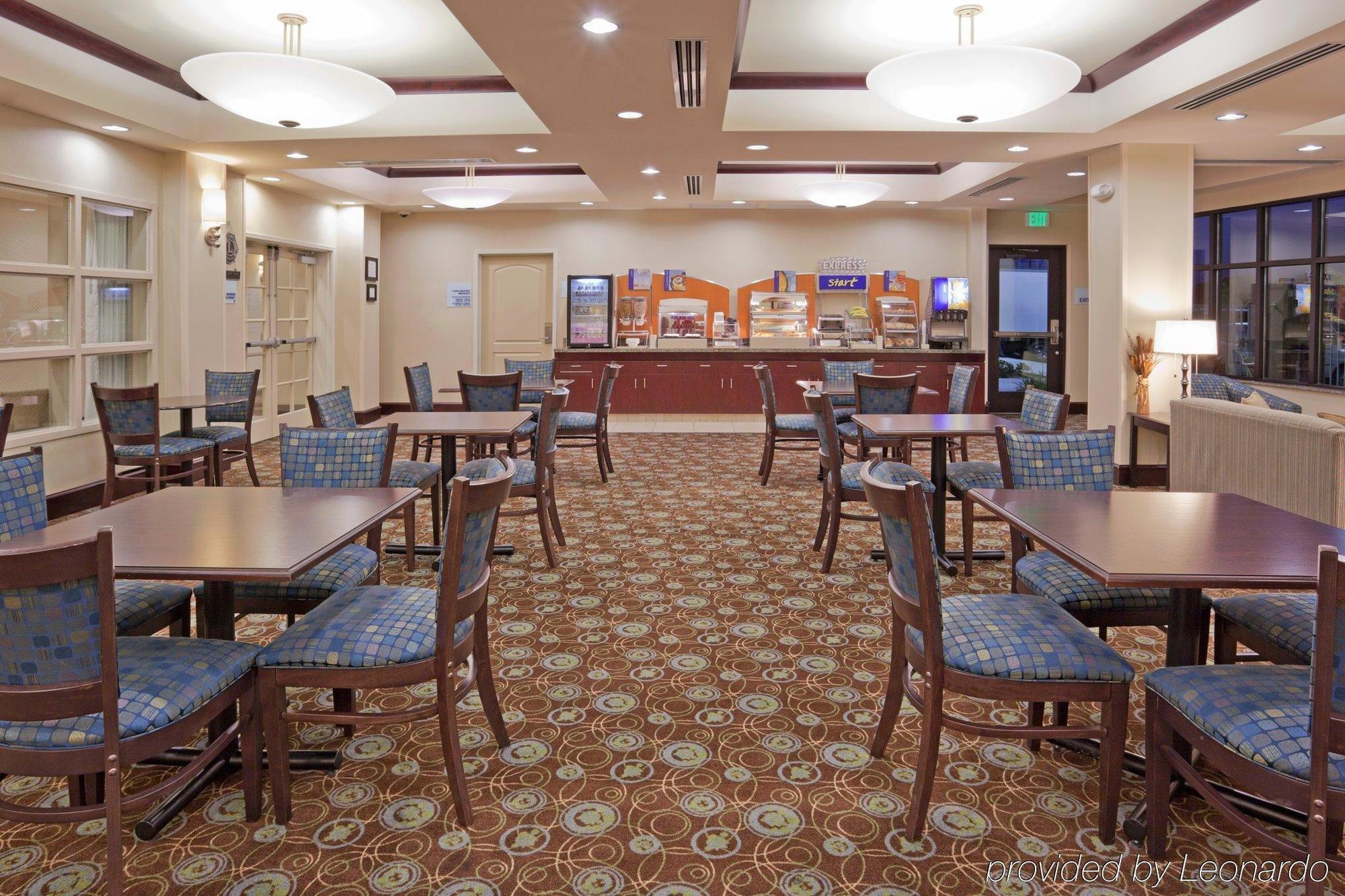 Holiday Inn Express & Suites Clovis Fresno Area By Ihg Dış mekan fotoğraf