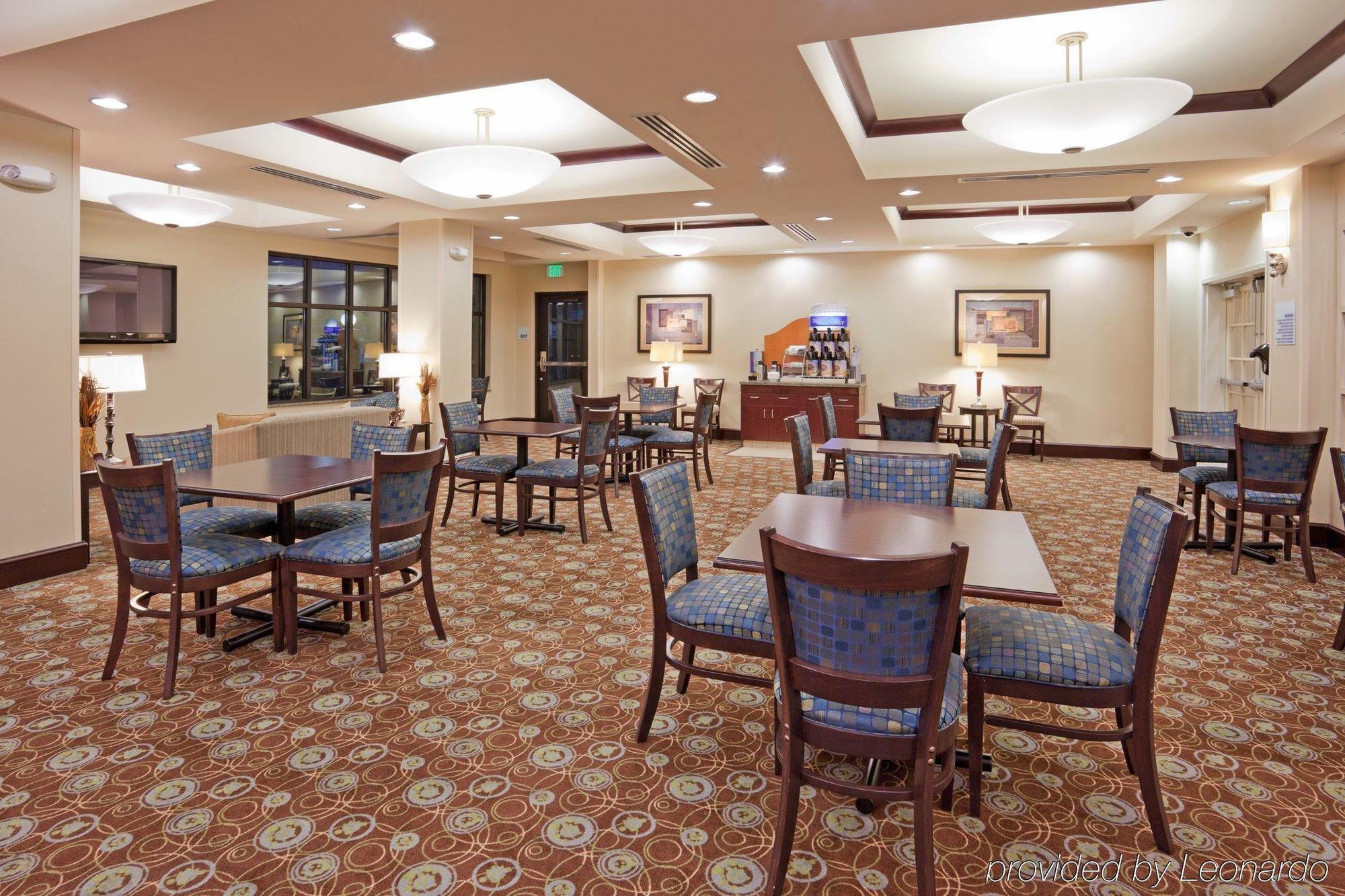 Holiday Inn Express & Suites Clovis Fresno Area By Ihg Restoran fotoğraf