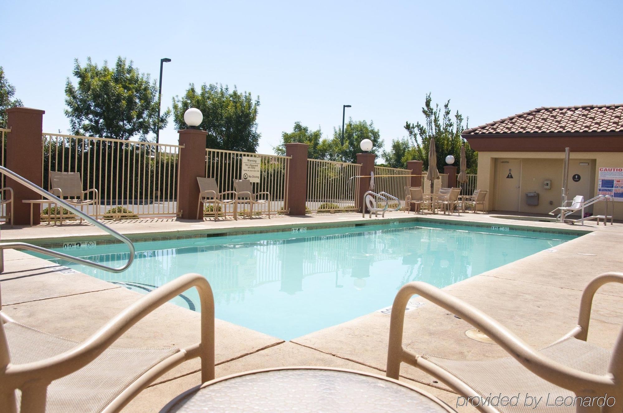 Holiday Inn Express & Suites Clovis Fresno Area By Ihg Dış mekan fotoğraf