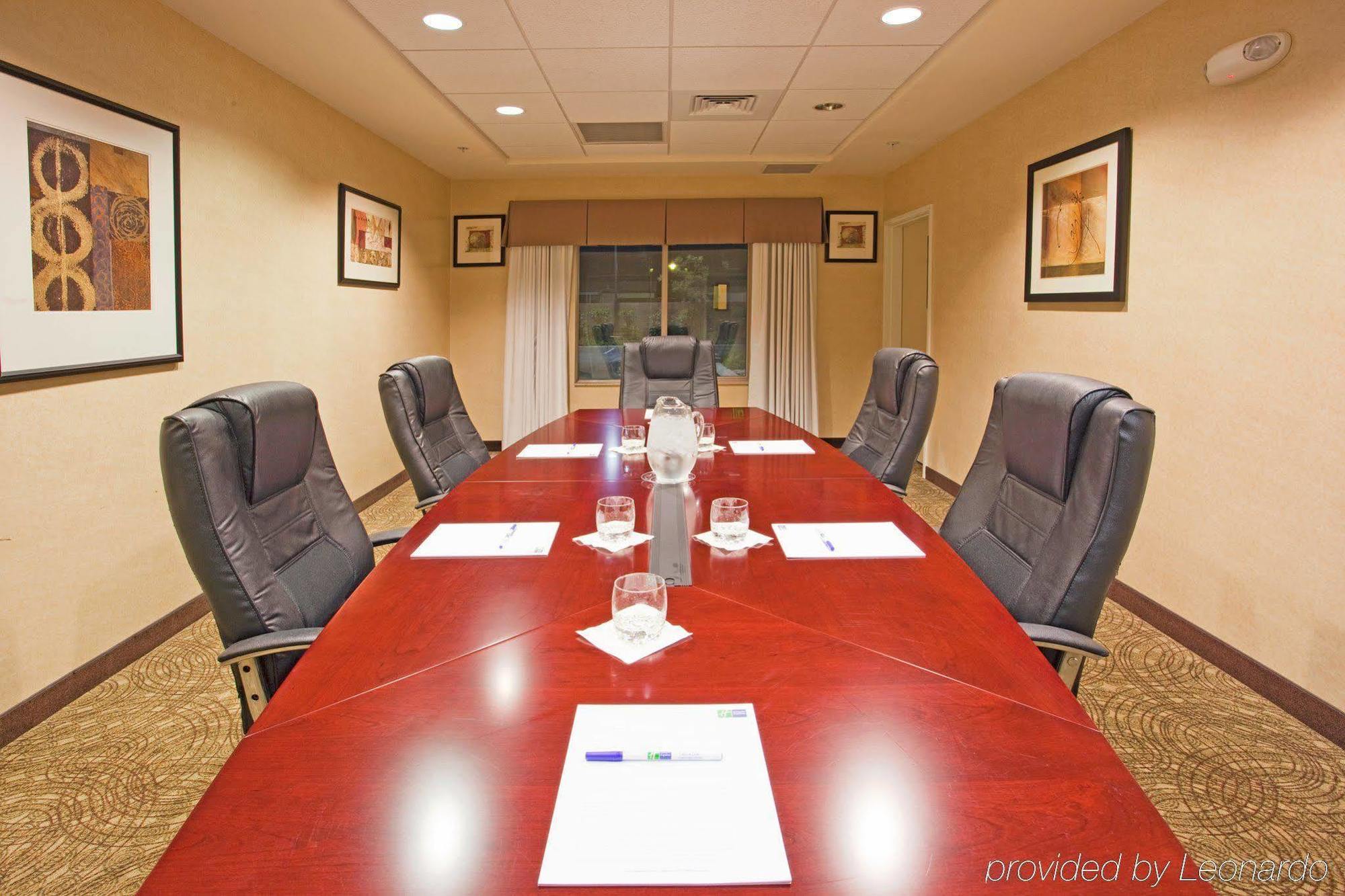 Holiday Inn Express & Suites Clovis Fresno Area By Ihg Konforlar fotoğraf